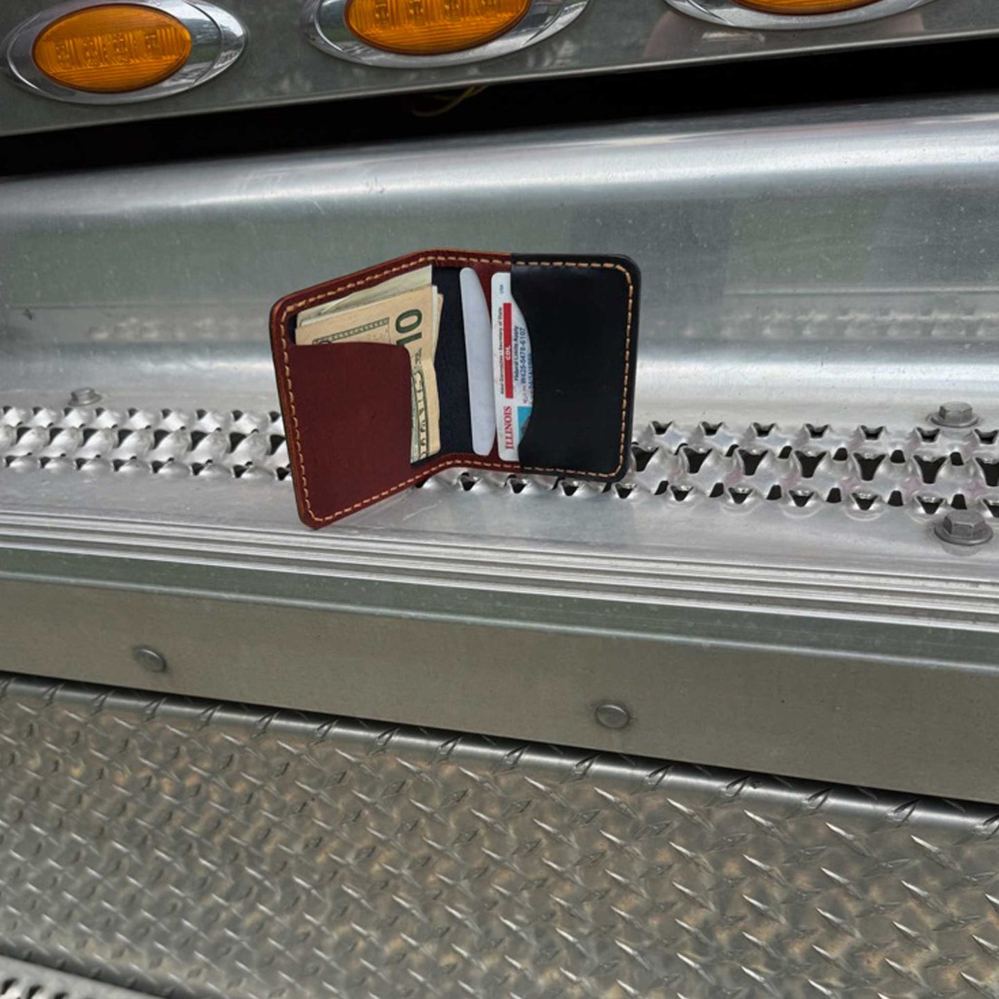Junction Wallet — Hybrid Bifold